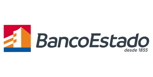 Logotipo del BancoEstado. La imagen presenta un ícono de una casa roja, amarilla y azul a la izquierda, con la palabra "BancoEstado" en texto gris oscuro a la derecha, lo que refleja su fuerte enfoque en estrategia comunicacional.